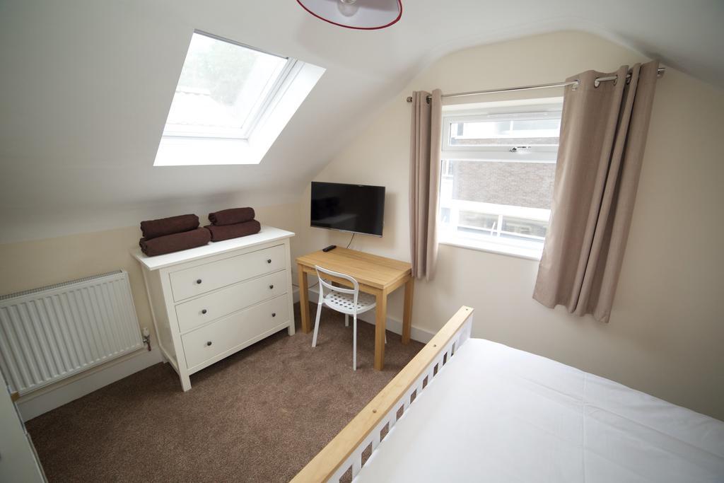 Bristol Serviced Lets - 152/154 Bath Road Oda fotoğraf