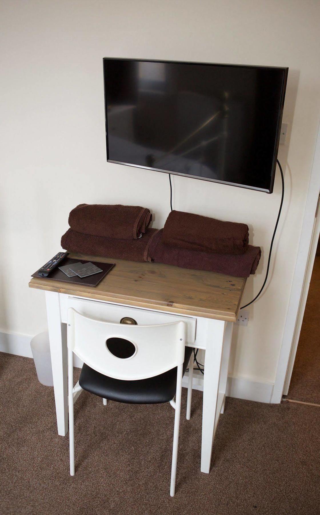 Bristol Serviced Lets - 152/154 Bath Road Dış mekan fotoğraf